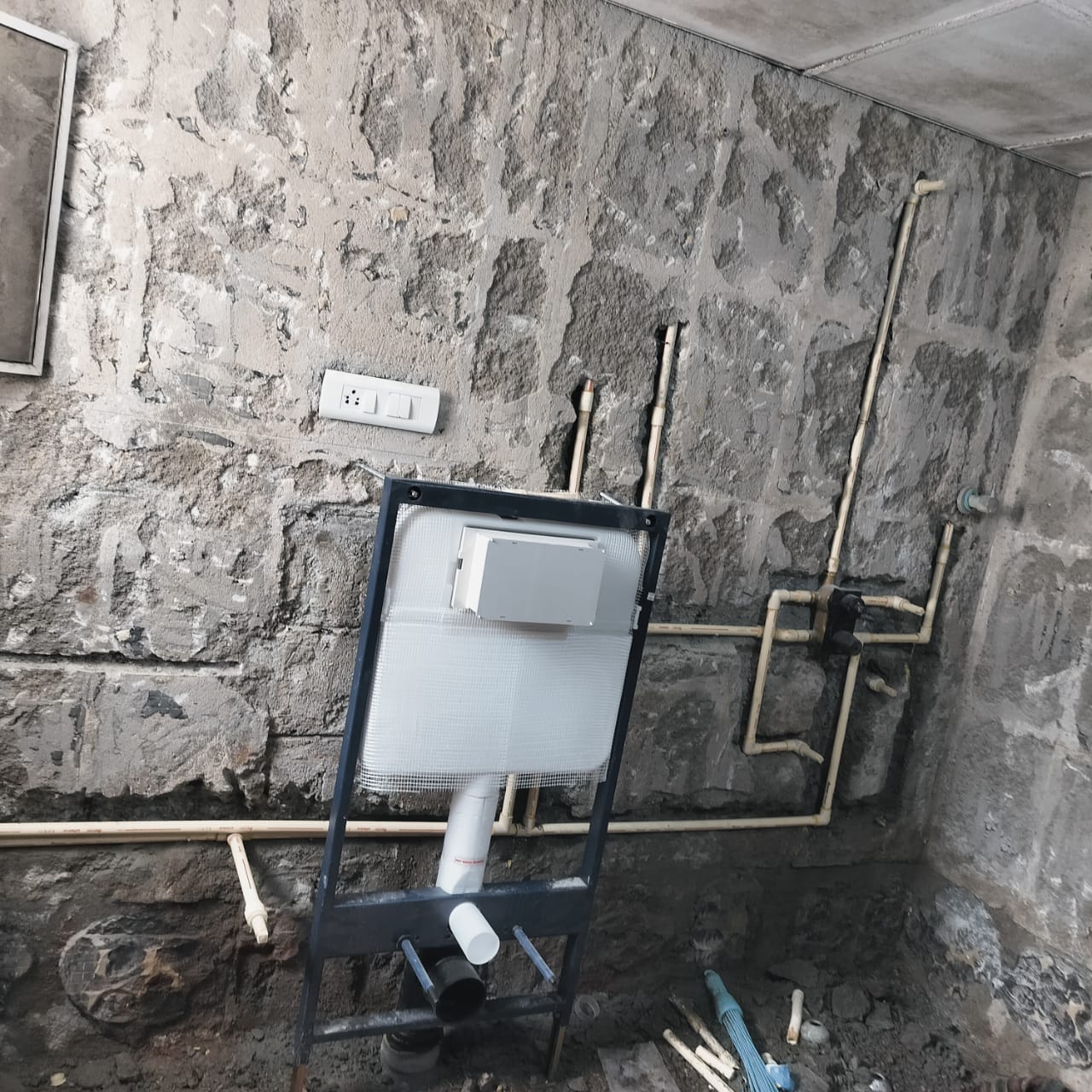 Team work at home site